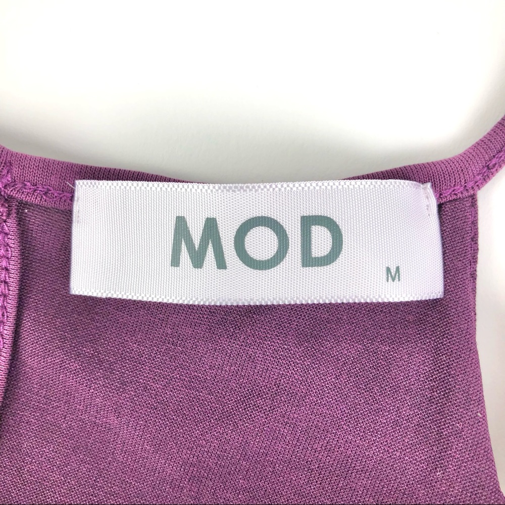 MOD Boutique Ruffle Cold Shoulder Key Hole Top - Picture 4 of 8